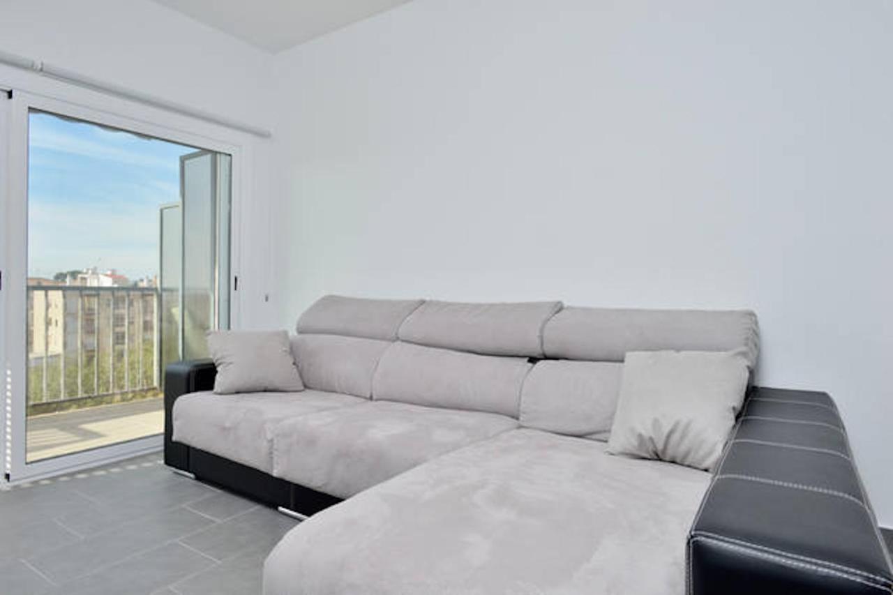 Cosy Well Situed Apartment With Sea View Vilanova i la Geltrú Exterior foto