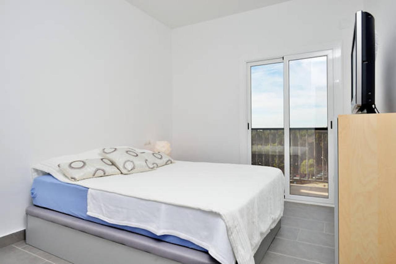 Cosy Well Situed Apartment With Sea View Vilanova i la Geltrú Exterior foto